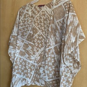 Buckle cardigan tan and cream